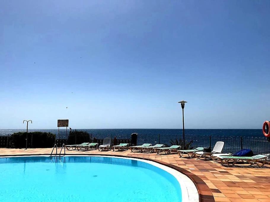 Newly Refurbished Beachfront Apartment. Сан-Бартоломе Екстер'єр фото